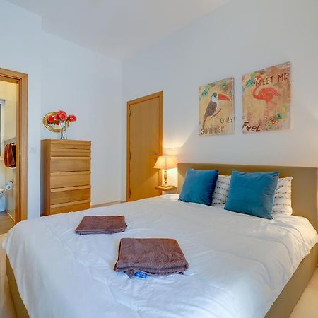 Prime Location Apartment With Side Seaviews Sliema Exterior photo